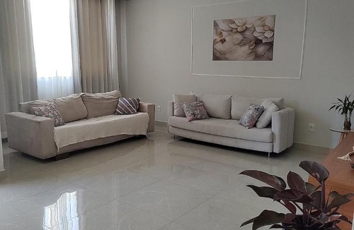 Diamantina House | Vista Imperial