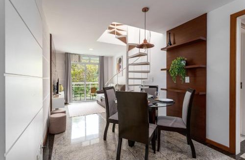 Itacoatiara Apartment | Vista para o Costão - Cobertura a 500m da Praia