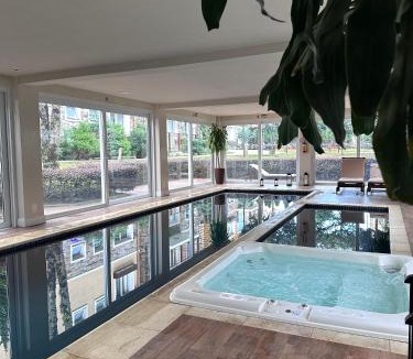 Carniel Apartment | Viva o Melhor - Apto em Condomínio com Piscina e Hidromassagem