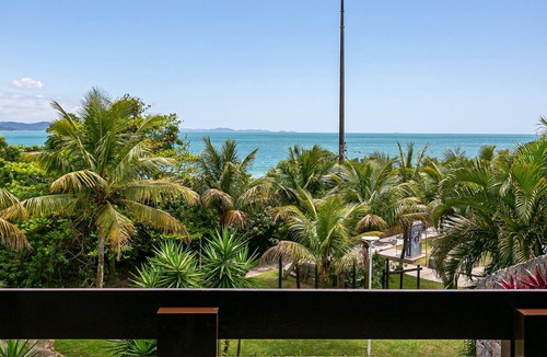 Jurere Internacional House | Vrbo Property