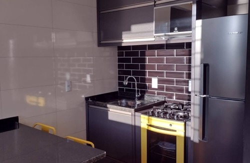 Palhoca House | Walking distance to the beach!