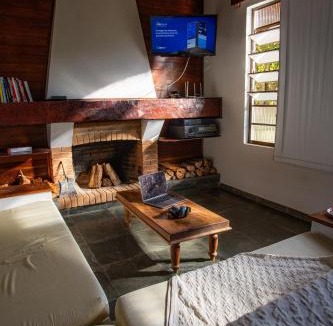 Goncalves House | White cabin - Casa de Campo em Gonçalves - MG