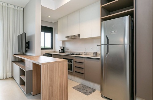 Cachoeira do Bom Jesus Apartment | WI-FI 1000MB | Swimming Pool | 50” Smart TV #CHA08