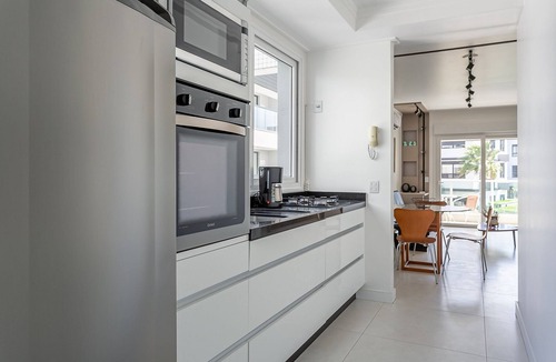 Lagoa Pequena Apartment | WI-FI 100MB | 120m from Campeche Beach #CAMP07
