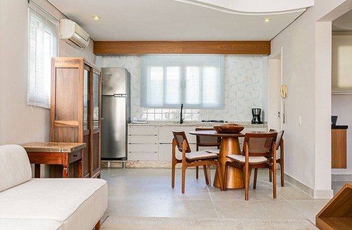 Canto da Lagoa Apartment | WI-FI 200MB | Duplex in Lagoa da Conceição #LA08