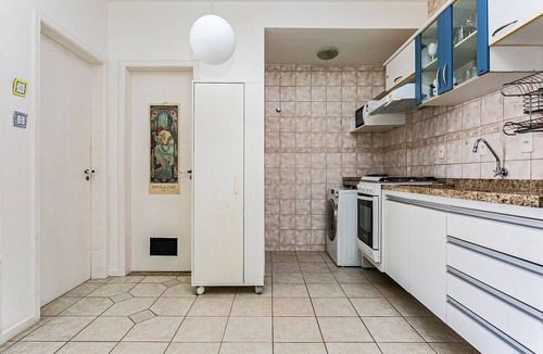 Jurere Apartment | WI-FI 240MB | 350m from Jurerê Beach #JA13