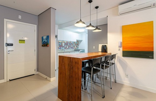 Ingleses Norte Apartment | WI-FI 300mb | Pool | Barbecue Grill #IA32