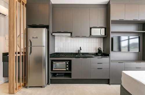 Santa Monica Apartment | WI-FI 300MB | Studio | Estação Santa Mônica #SM107