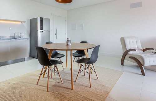 Ingleses Norte Apartment | WI-FI 400MB | 500m from the sea | Barbecue #IA22