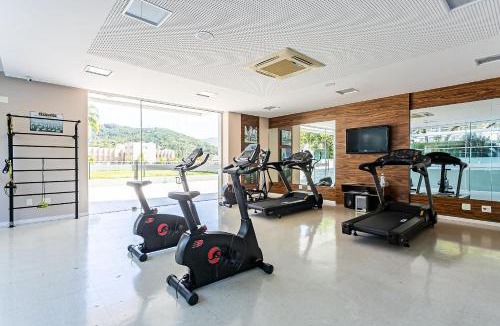 Itacorubi Apartment | WI-FI 500MB | 43” Smart TV | Swimming Pool #ITA10