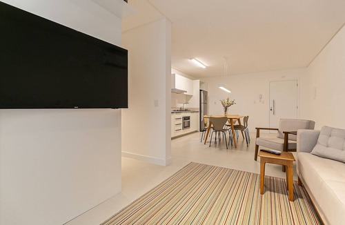 Ingleses Norte Apartment | WI-FI 500MB | 500m from the sea | Barbecue #IA16