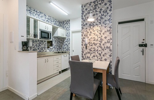 Lagoa da Conceicao Apartment | WI-FI 600MB | 300m from Lagoa da Conceição #LA14