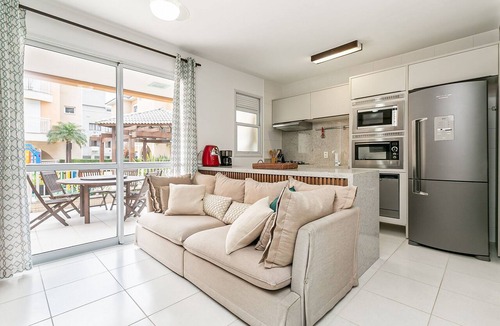 Ingleses Norte Apartment | WI-FI 700MB | Swimming Pool | Barbecue Grill #IA25