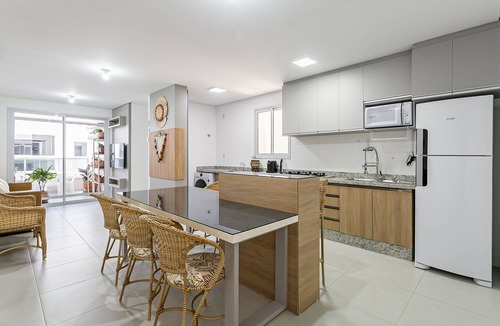 Ingleses Norte Apartment | WI-FI 800MB | 500m from Ingleses Beach #IA26