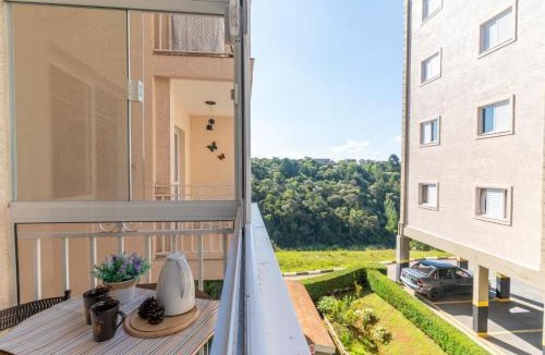 Campos do Jordao Apartment | Wi-Fi rápido e vista incrível, 7km Capivari