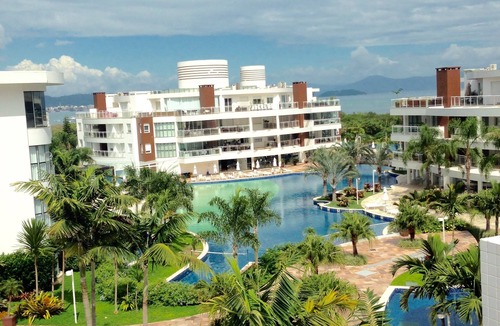 Ponta das Canas Apartment | Wonderful penthouse in the best resort condominium in Florianópolis