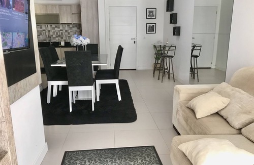 Ingleses Norte Condo | Wonderful apartment in Florianópolis, on Ingleses Beach. With a swimming pool.