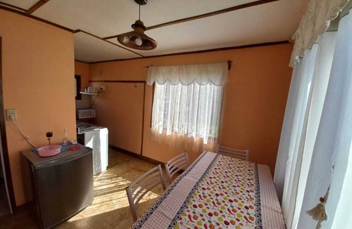 El Chalten Cabin | Wonderful Cabin With Mountain Views, Ideal for a Group of Friends!
