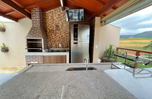Centro House | Wonderful house with pool in Capitólio-MG