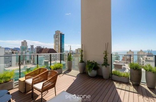 Itapema Apartment | Your exclusive stay just steps from the sea in Meia Praia - FFS II
