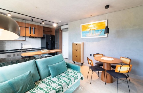 Ze Amandio Apartment | Your Exclusive Stay With Pool and Jacuzzi Just 500 Meters From the Beach - ELF