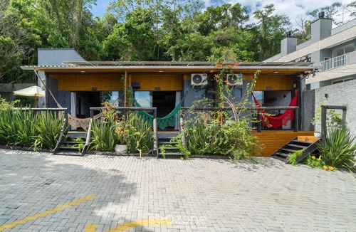 Alto Ribeirao Leste Apartment | Your Getaway in Florianopolis, Just Minutes From the Beach NDE