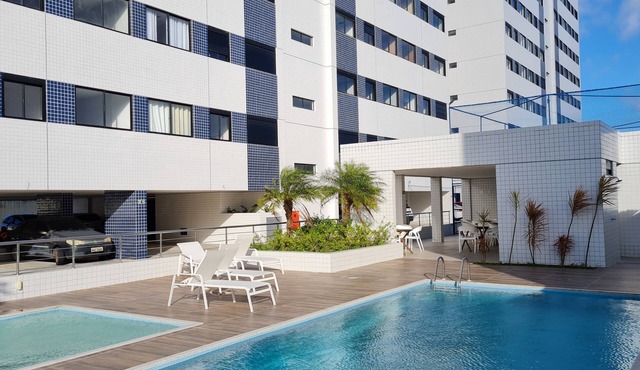 02 bedroom apartment with garage and swimming pool