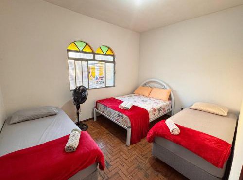 #101 - Apto com super localização, na Av Paraná