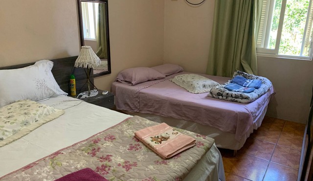 104 - House with 2 bedrooms, living room, bathroom and kitchen.