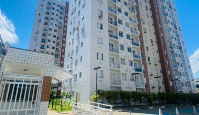2 bedroom apartment 3 minutes from the beach, elevator, garage, 24-hour doorman, pets allowed.