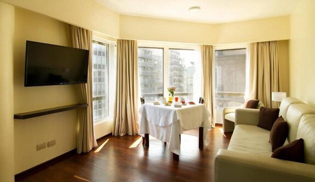 2 BR Suite within Walking Distance to Palacio San Martin