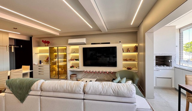 2 suites with 43" TV, air conditioning, electric blinds, furniture and high standard bed
