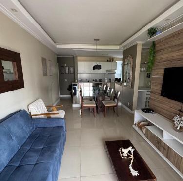 2BR Apt Pool Parking Washing Machine Full Kitchen