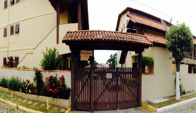 3-bedroom apartment two blocks from the beach and across from the Peró Shopping Mall.