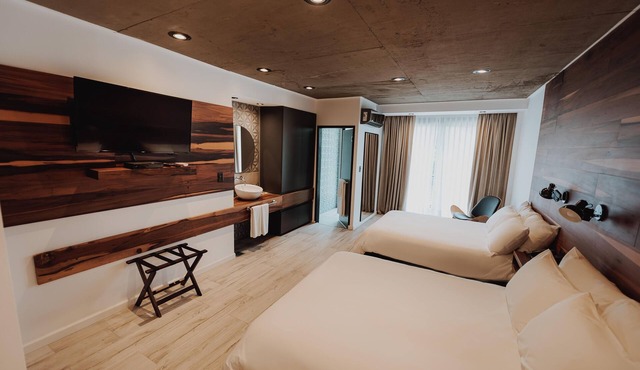 3 Nature-Inspired Rooms w/Free Breakfast | 1.5 Mi to Lush Sarmiento Park