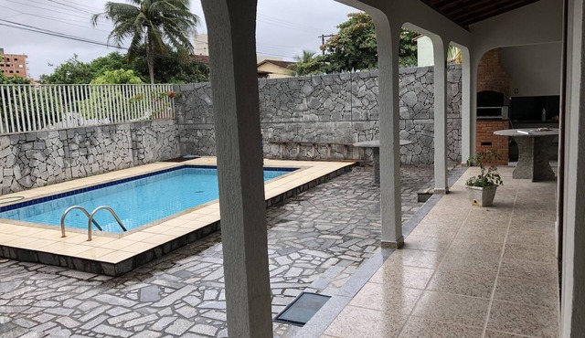 4 bedroom house (3 suites) with pool - Peracanga - Blue Cove