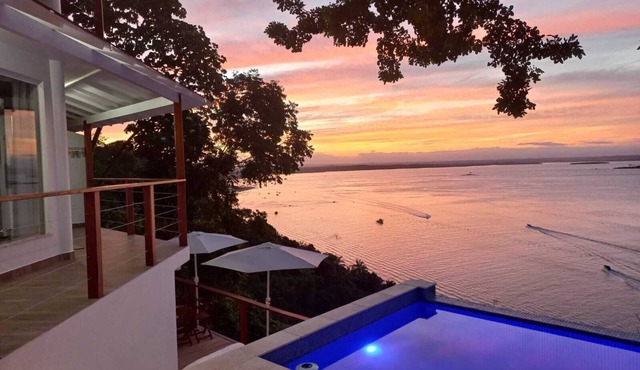 4 Complete Apartments with Fantastic Views