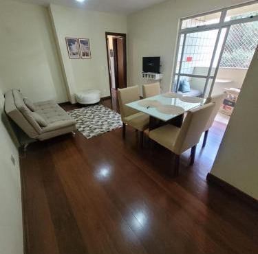 5 min from Savassi - Spacious and Fresh