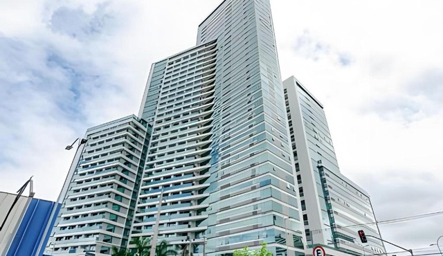 7th Avenue - Apartamentos UROOMS