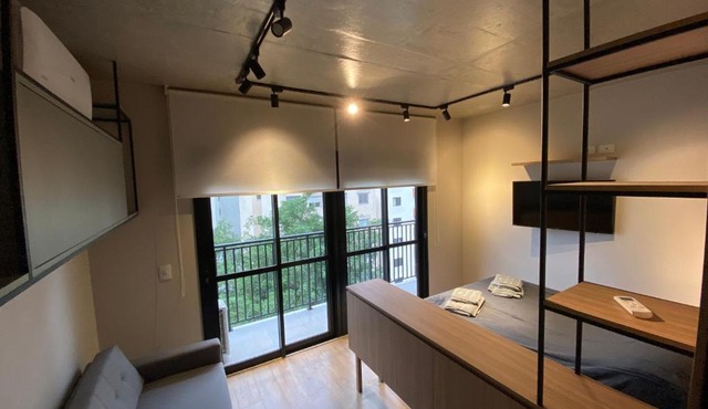 82 New studio next Paulista Av, fast wifi and balcony