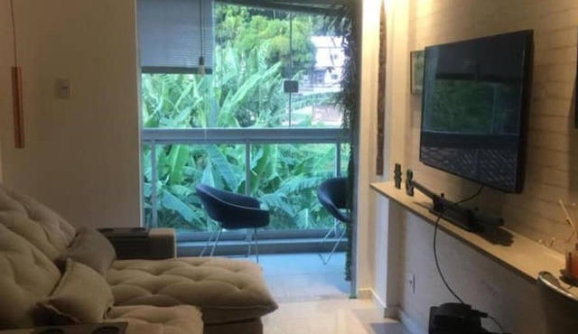 A space facing greenery and close to the most beautiful beaches in Rio de Janeiro