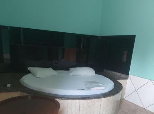 A2 suites