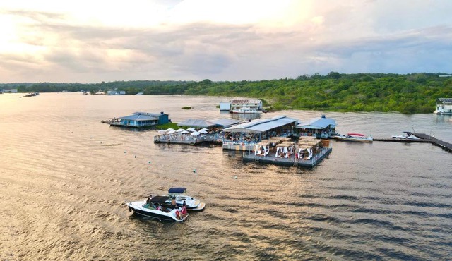 Abaré floating Lodge