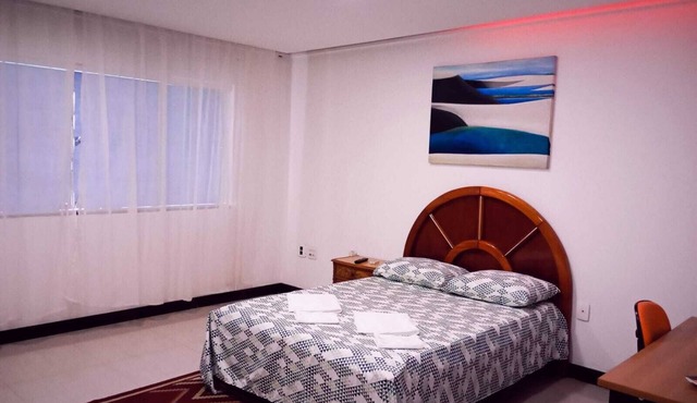 Accommodation close to the center, comfortable and safe, VIP Suite with living room.
