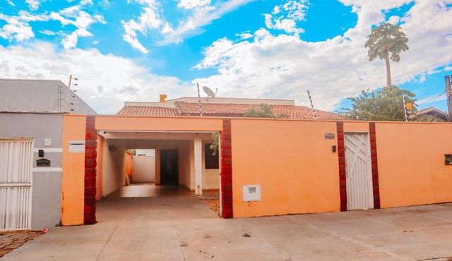 Aconchego - Casa 3/4 - ar condicionado nos 3/4 -garagem