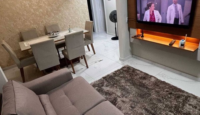 Air-conditioned apartment across from Itaguaçu Shopping Mall.