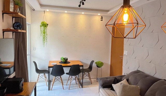 Airy and cozy apartment (close to everything)