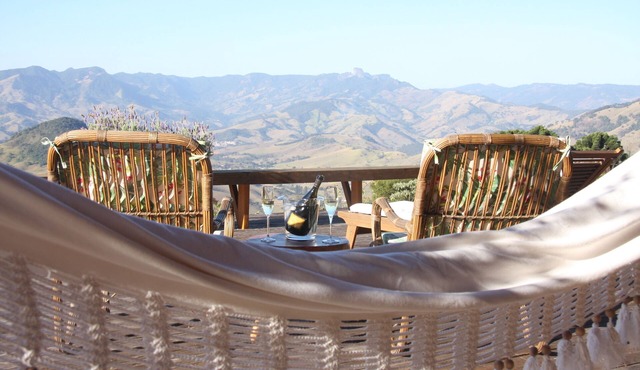 Alto da Serra, with Professional Kitchen and View Check-in 09:00 - Check-out 22:00