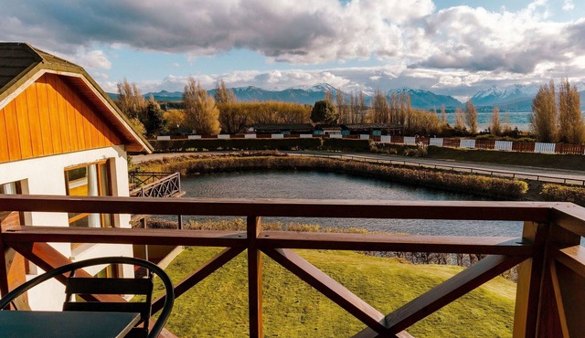 Amancay 2nd Floor Lagoon & Bariloche View