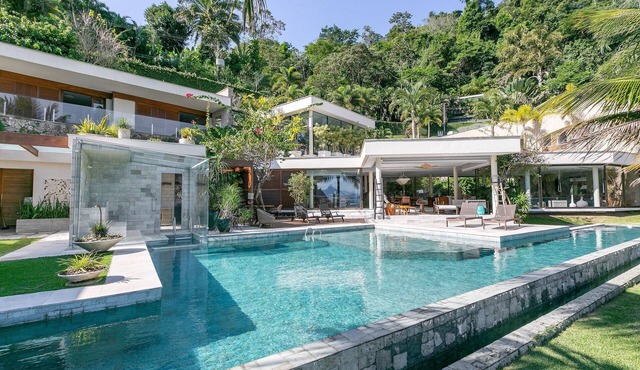 Ang022 - Stunning beach villa in Angra dos Reis